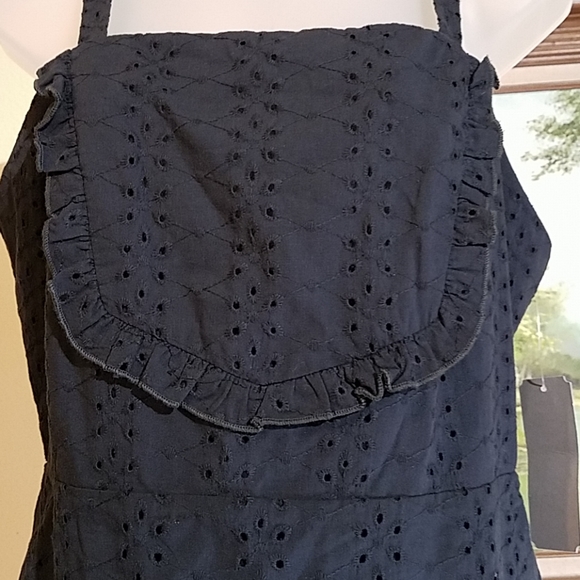 Cad eyelet dress  e18 - Picture 2 of 8